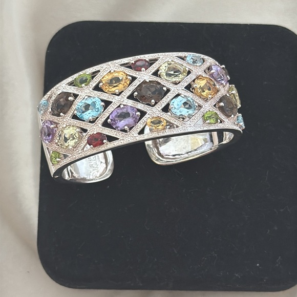 Gemstone Cuff - Picture 7 of 10